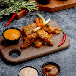 Chicken Wings with Buffalo Sauce